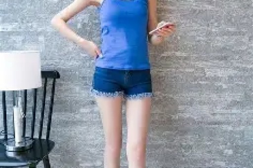 吃瓜！哈尔克岛遭袭不是伊朗的灾难而是美国霸权的末路信号